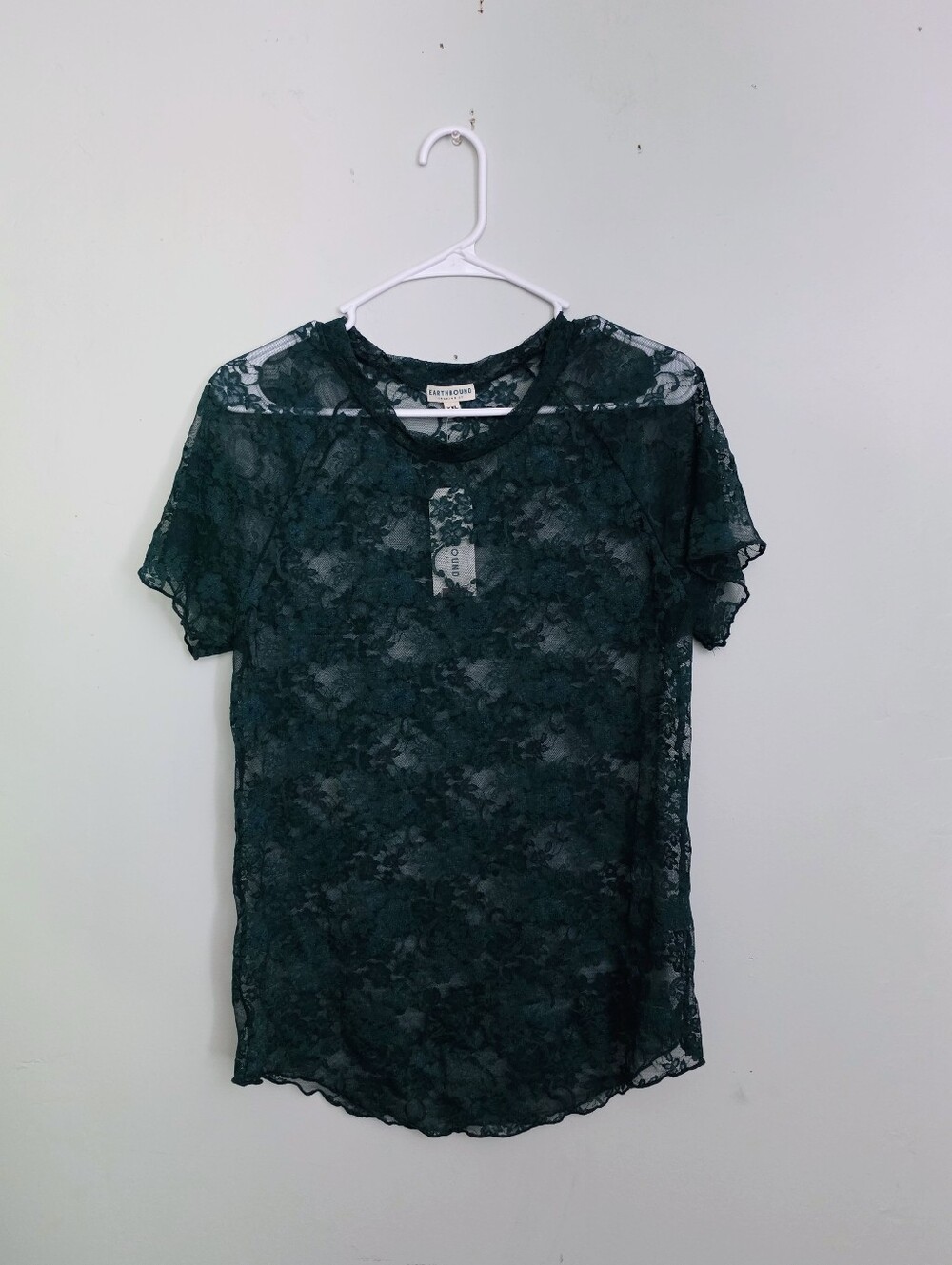 NWT EARTHBOUND Green Sheer Lace Short-Sleeve Top